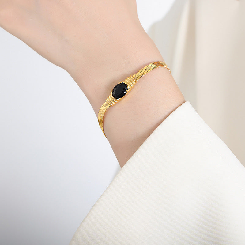 18K gold classic vintage inlaid zircon design bracelet necklace set 561c1a67-e9cb-45c1-8848-be0619519be7 Artshiney