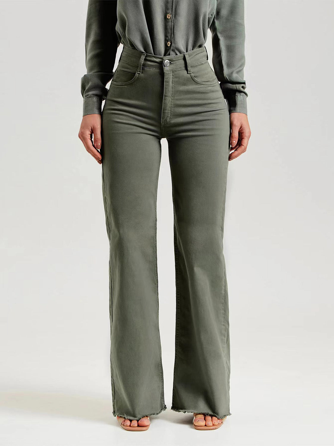 Buttoned Raw Hem Jeans with Pockets Sage de8aba4f-934c-4c34-aa0f-3965e62ae19c-Max Trendsi