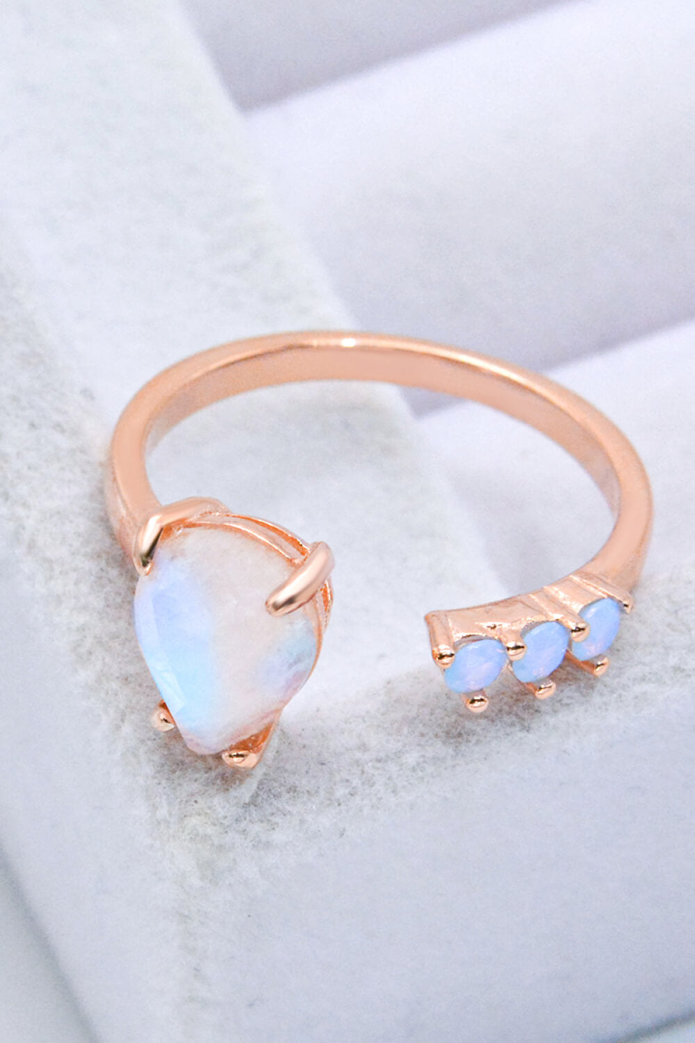18K Rose Gold-Plated Moonstone Open Ring 005013d6e8b14b8abfbefe3d76857df2-Max Trendsi