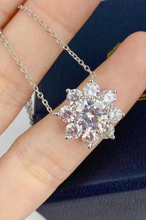 1 Carat Moissanite Floral Pendant Necklace 0344867bfc4b40b0bc8d53542538b8d8-Max Trendsi