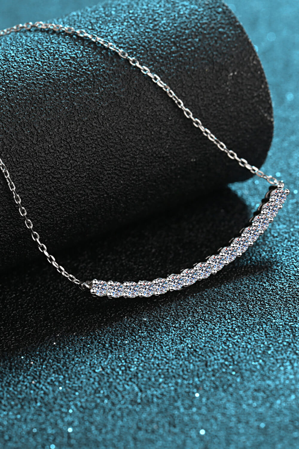 Sterling Silver Curved Bar Necklace 04b17d6733b74236989f88f74fa5269f-Max Trendsi