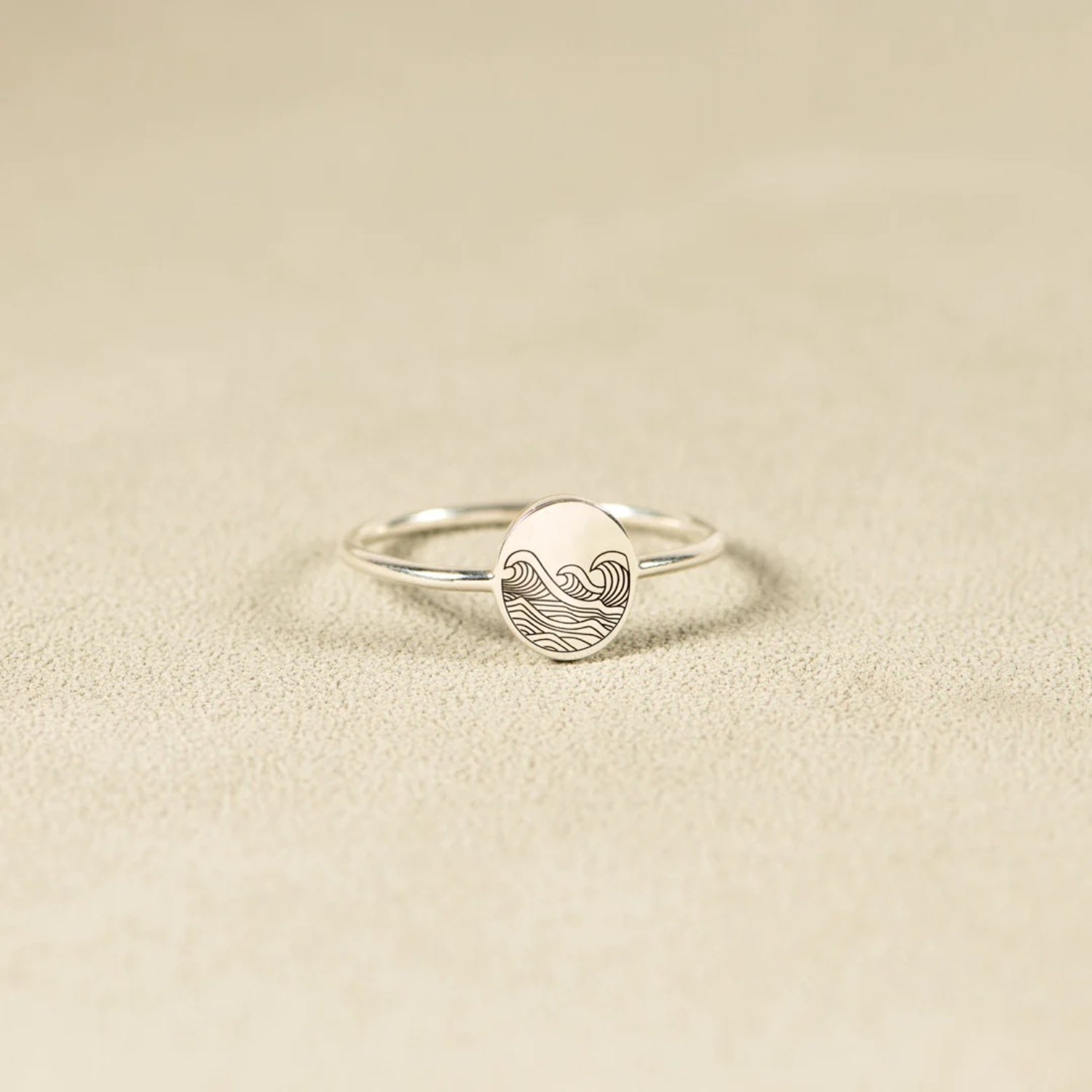 925 Sterling Silver Signet Ring Silver 0552f2aa-4993-4084-9859-79f067985c02-Max Trendsi