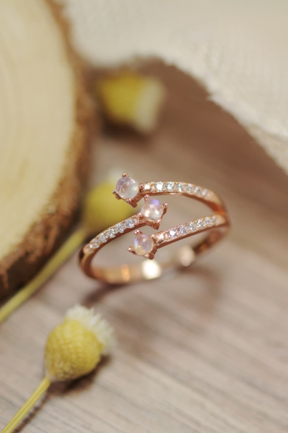 High Quality Natural Moonstone 925 Sterling Silver Ring 0694c9c57b5d441ab149d6422a42b2fd-Max Trendsi