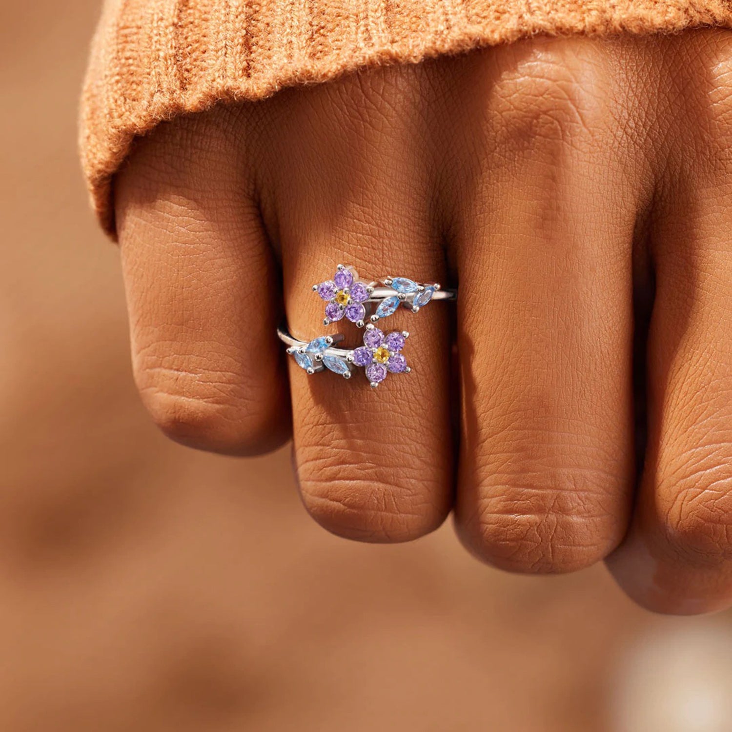 Flower Shape Inlaid Zircon 925 Sterling Silver Ring 06ade8ca-fa0e-4811-aa10-415a7806cb0d-Max Trendsi