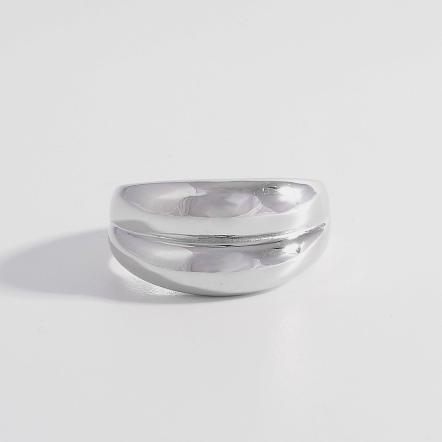 925 Sterling Silver Bulging Ring Silver 06b243db-021f-4c91-97b1-4e4518cf7a2a-Max Trendsi