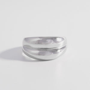 925 Sterling Silver Bulging Ring Silver 06b243db-021f-4c91-97b1-4e4518cf7a2a-Max Trendsi