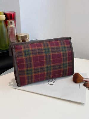 Contrast Plaid Clutch with Zipper 079e835f-9dfd-4771-bf77-d734a99c4eed-Max Trendsi