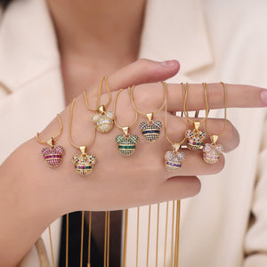 18K gold exquisite dazzling cartoon bear diamond design light luxury style pendant necklace 09b9b9b7-55ef-462e-bd50-2e5f07b73667 Artshiney
