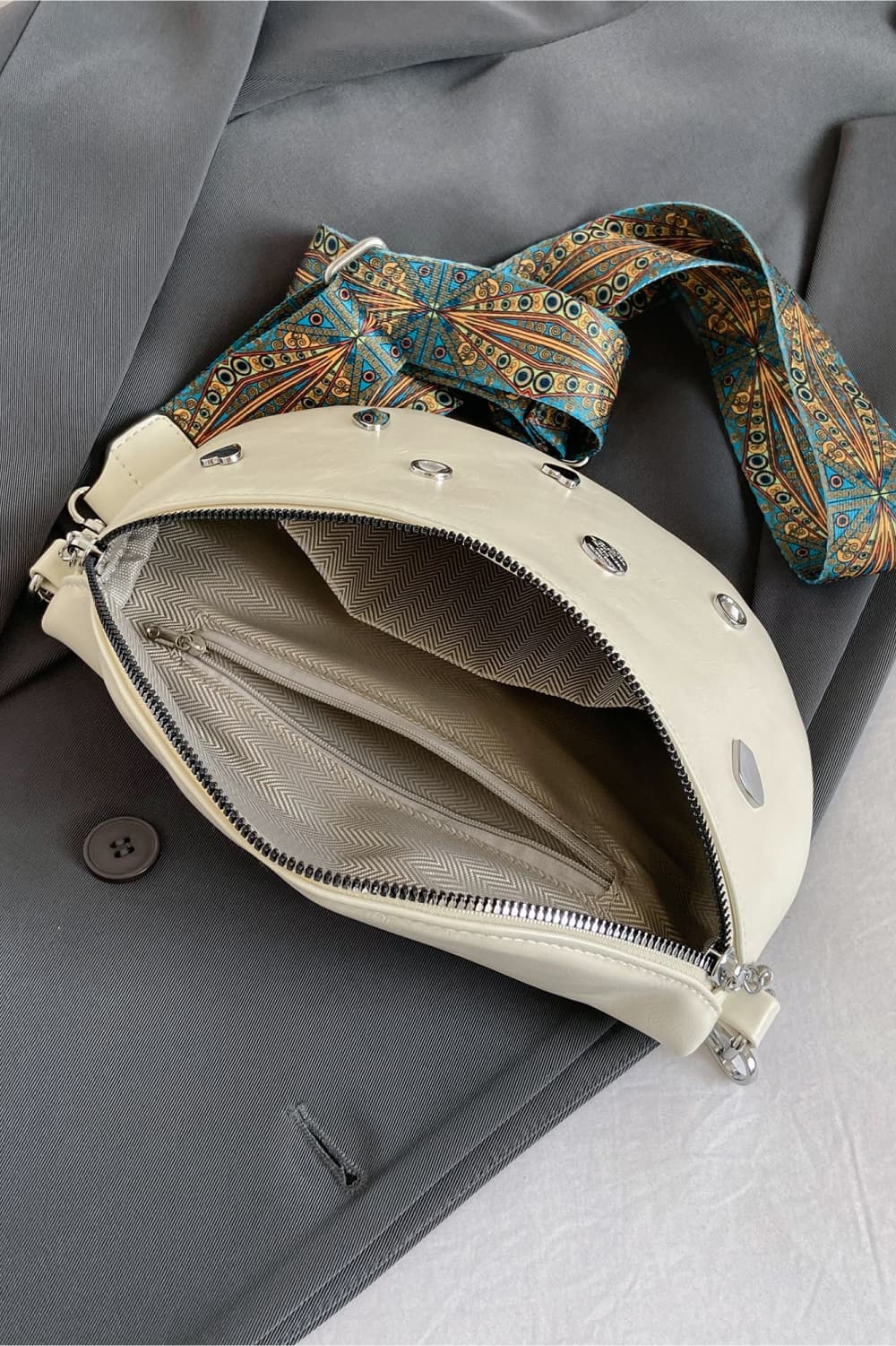 PU Leather Sling Bag 0a87e816c0b145b68d9cde2ff92407b3-Max Trendsi
