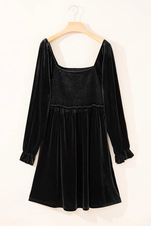 Plus Size Smocked Square Neck Long Sleeve Dress 0f10a09d-2a2e-4bd8-a7d8-734998baee47-Max Glownestbest