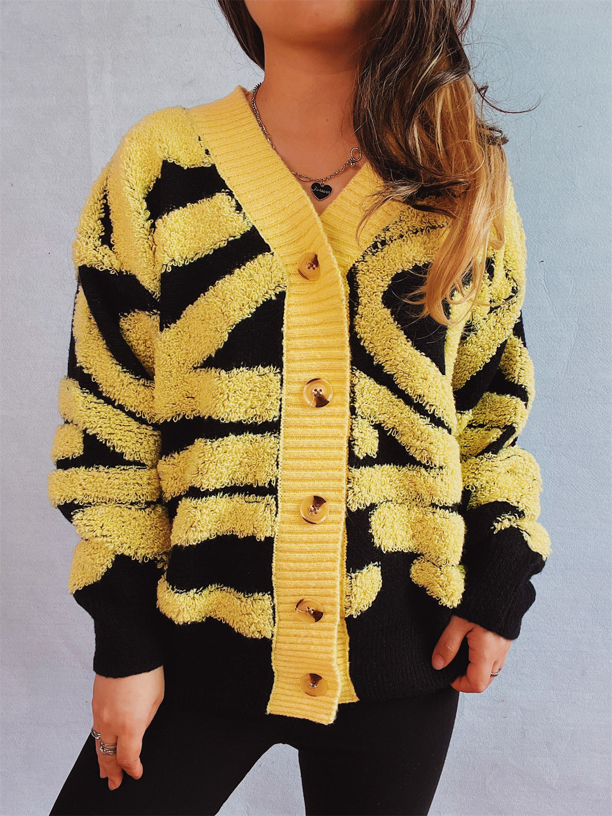 Contrast Button Up Long Sleeve Cardigan 10c68be4-ef41-46a8-96bc-4018ca4d251a-Max Glownestbest