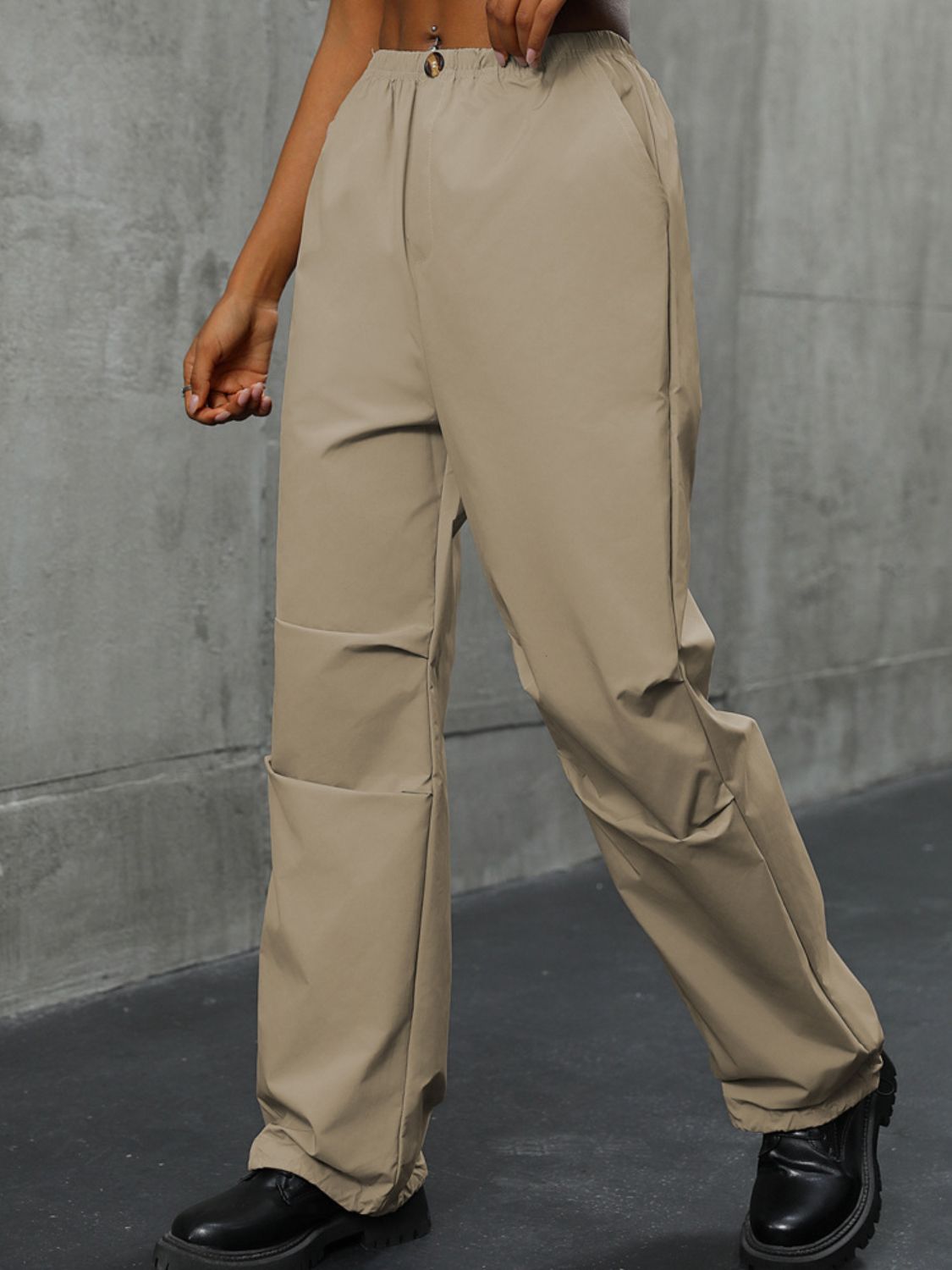 Perfee Pocketed Elastic Waist Pants 1349e8d6-78b3-4108-8407-6d0b3d8baab3-Max Trendsi