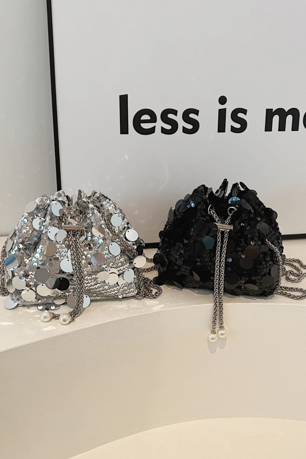 Drawstring Sequin Crossbody Bag 1491023c-b709-4bd4-aec6-af988d66549d-Max Trendsi