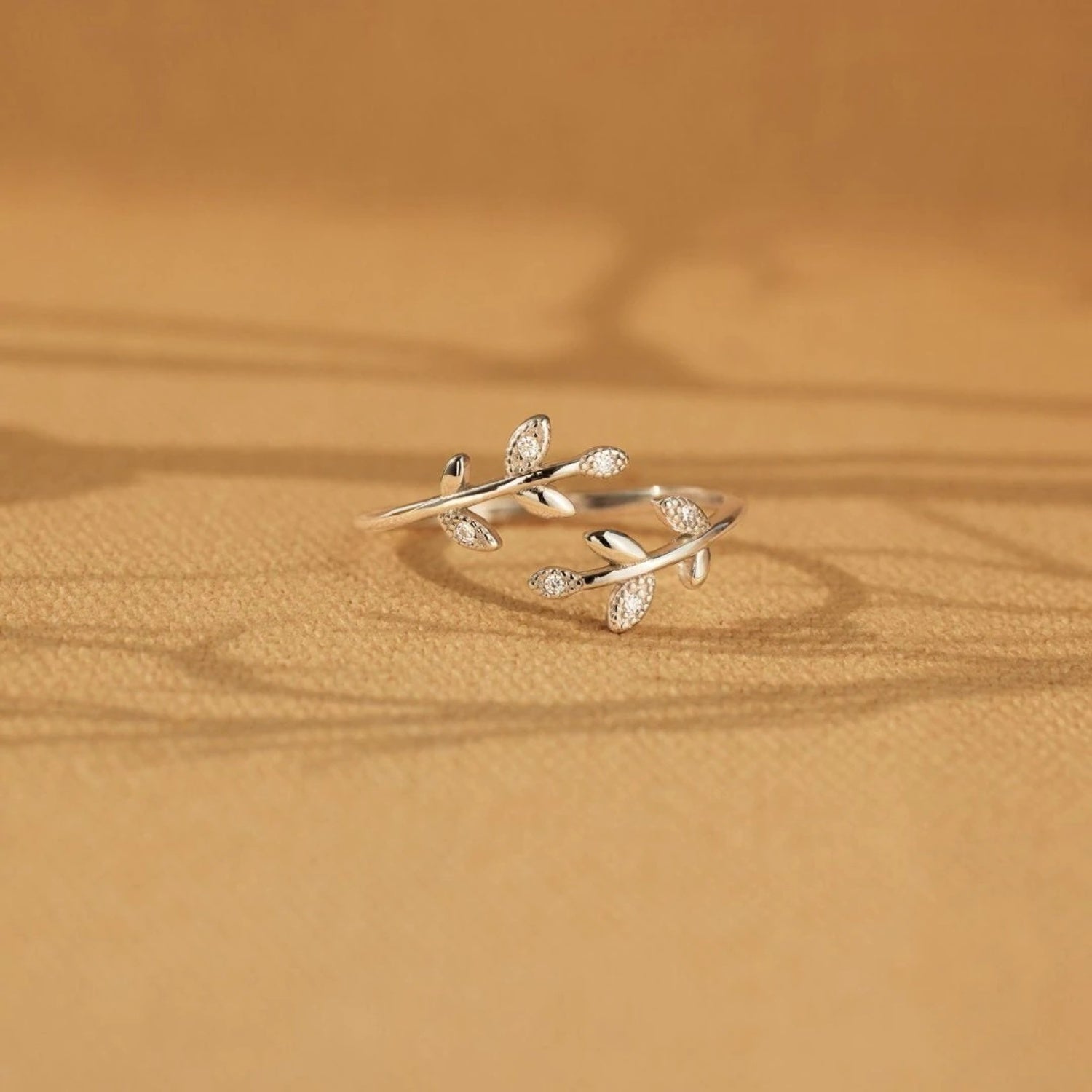 925 Sterling Silver Zircon Leaf Shape Ring Silver One Size 15ec2bd2-12b4-46a5-8207-a164f21af688-Max Trendsi