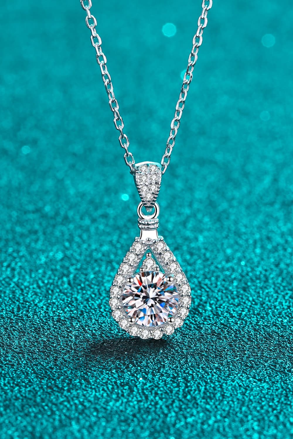 2 Carat Moissanite Teardrop Pendant 925 Sterling Silver Necklace 1983d62583734feabb329c651c79b6e4-Max Trendsi