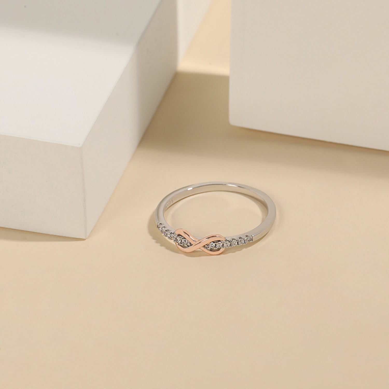 Zircon 925 Sterling Silver Ring 19f19ab0-b4a3-4cbe-a16c-848b9748286b-Max Trendsi