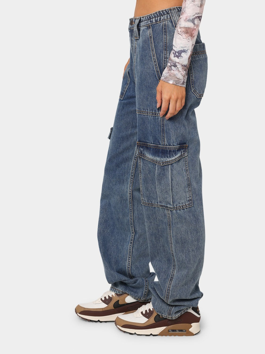 Straight Jeans with Pockets 1b622047fae4484c9abf7b5391ed3dca-Max Trendsi