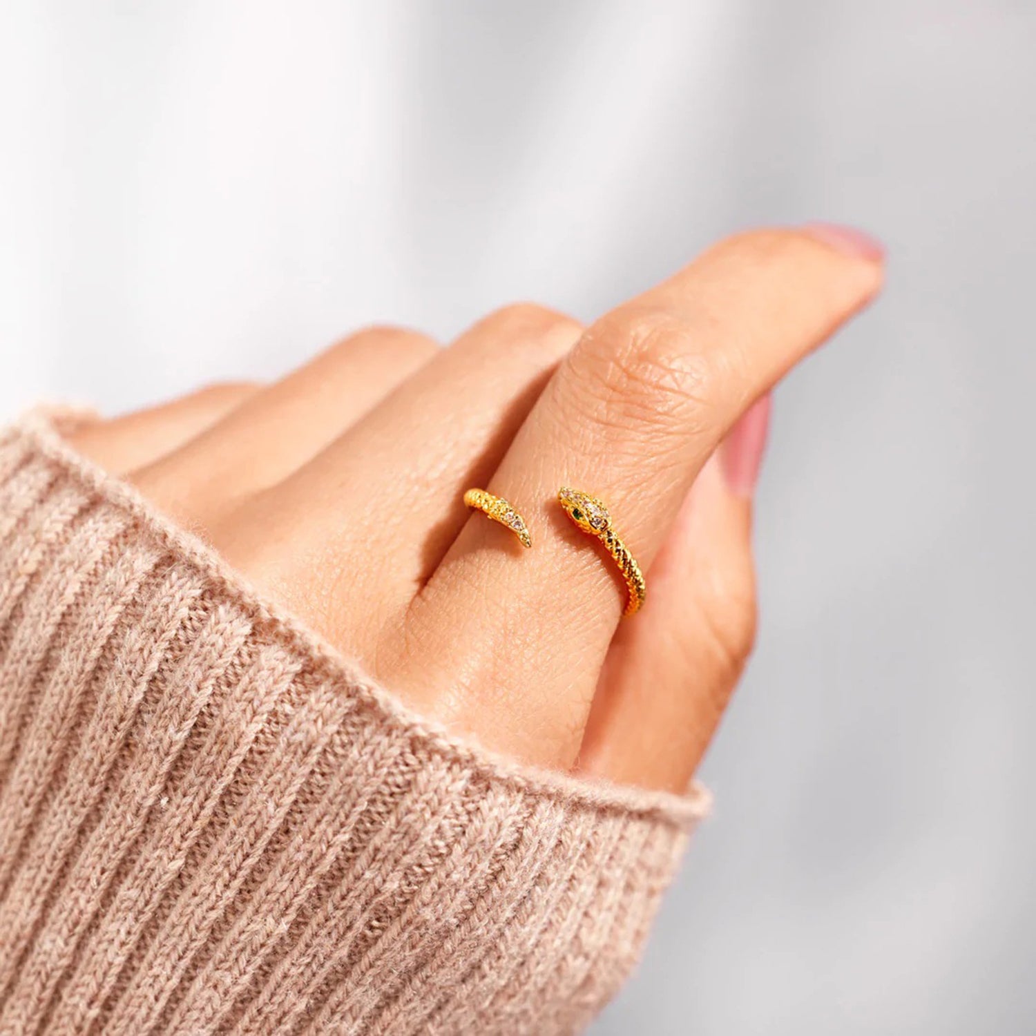 Snake Shape 18K Gold-Plated Bypass Ring 1efb445e-f546-418d-9fc7-fbb04f9f4cef-Max Trendsi