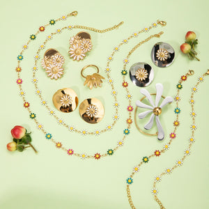 18K gold exquisite noble flower/daisy design light luxury style necklace bracelet ring earrings set 1f4db68e-6fe2-43c1-b165-d57ff4d4d98c Glownestbest