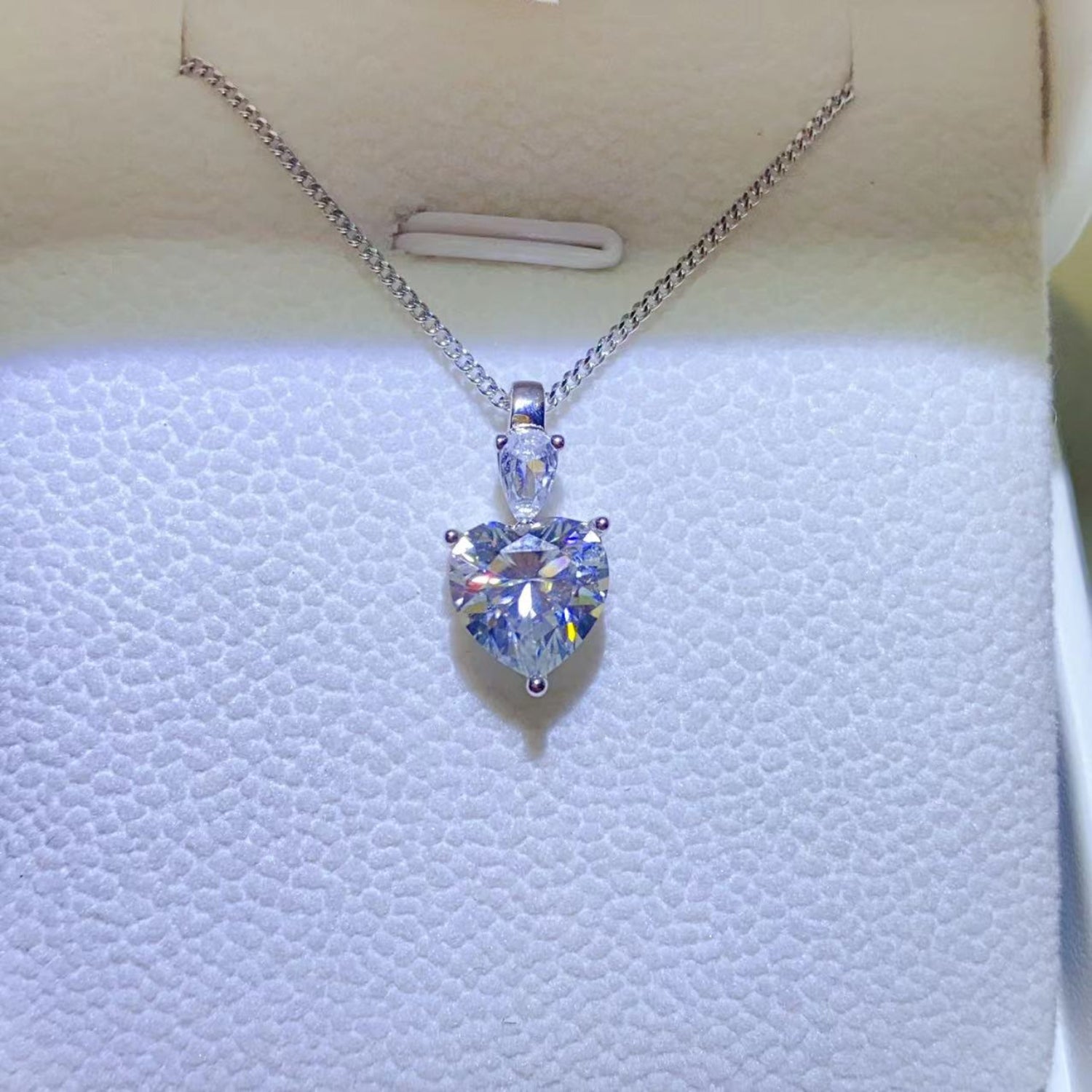 2 Carat Moissanite 925 Sterling Silver Heart Pendant Necklace Silver One Size 1f7a0a0d-ab3b-42b8-b965-f96717a359f8-Max Trendsi