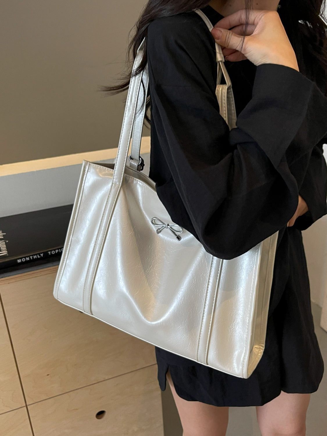 PU Leather Bow Shoulder Bag 1f9bcd80-e83c-4e16-8aa6-1a8baf64e484-Max Trendsi
