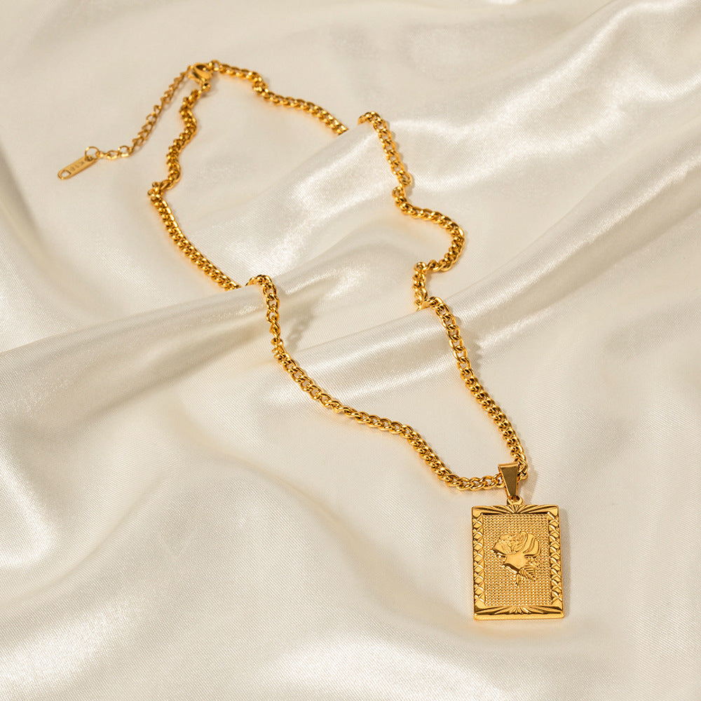 18K Gold Exquisite Fashion Rectangular Rose Tag Design Necklace 1ffc478d-2c70-4389-8a98-8158c1c9867f Artshiney