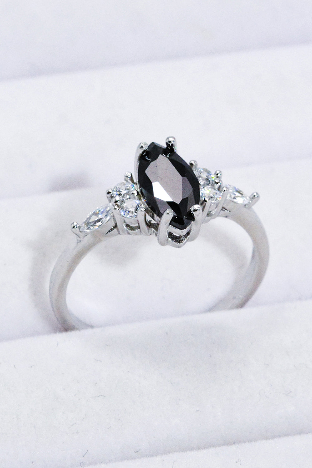 925 Sterling Silver Black Agate Ring 231f1fb3350a45678b4dfeee8bdbdcf3-Max Trendsi