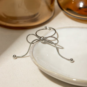 Stainless Steel Silver-Plated Bow Ring 2571b37e-5894-4b01-853c-7497be24d634-Max Trendsi