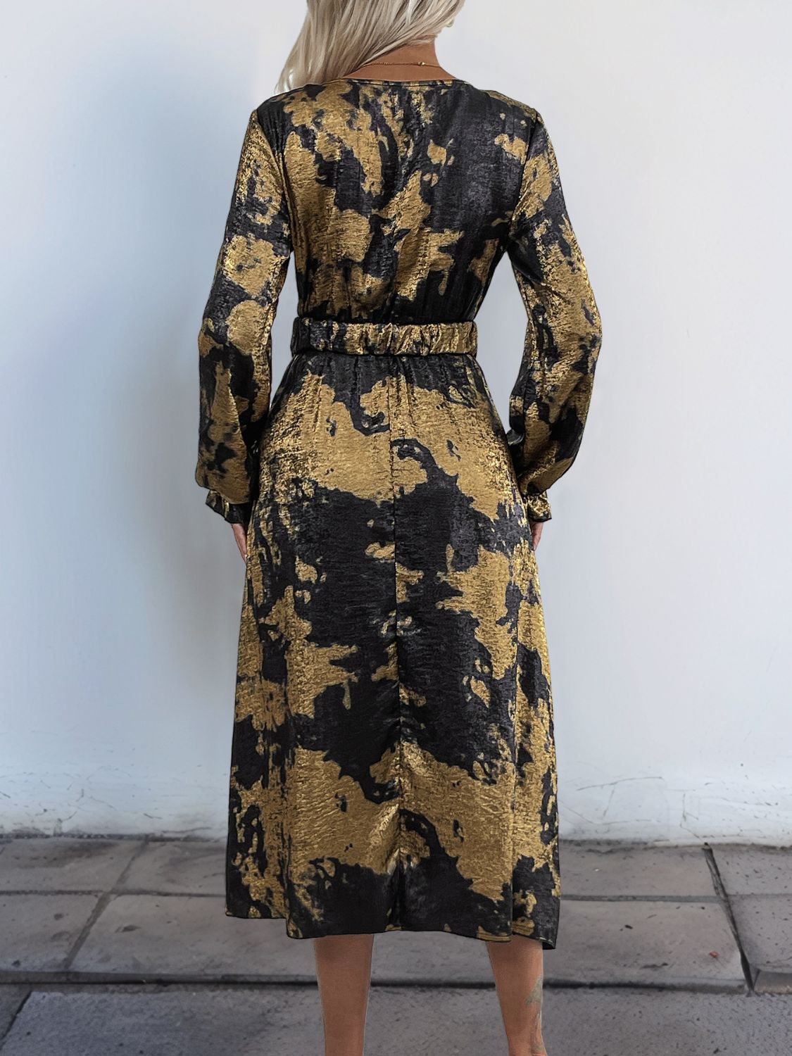 Perfee Printed Surplice Long Sleeve Midi Dress 2768064e-e544-4f03-9c04-39dcc41601f8-Max Glownestbest