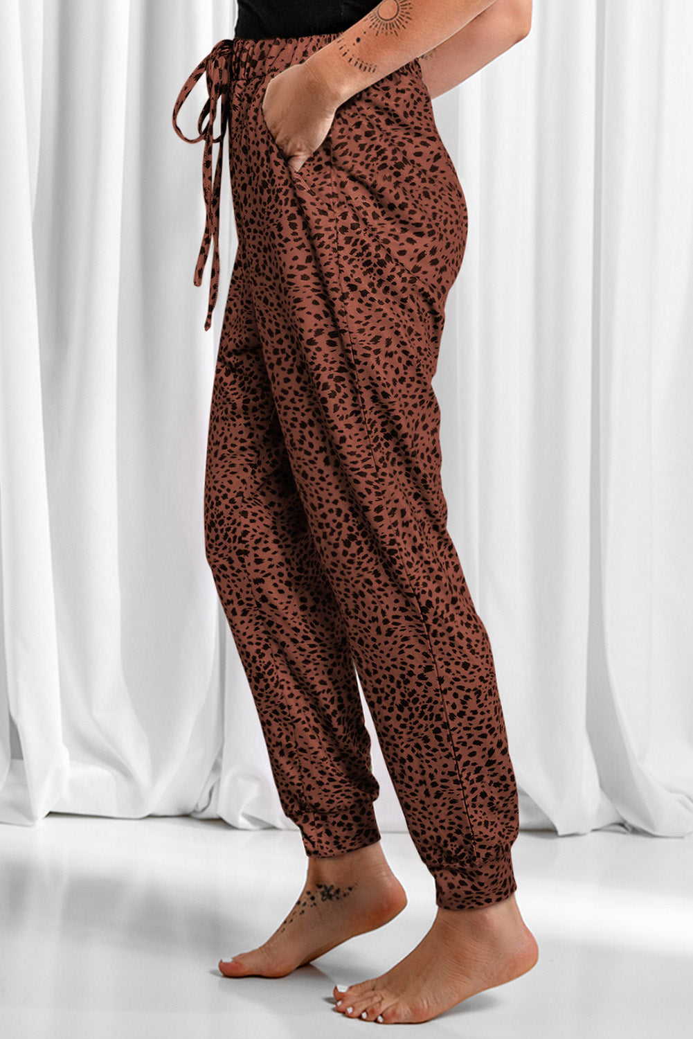 Full Size Leopard Drawstring Pocketed Pants 29c98f87-cd5f-46e4-8b30-17b450f91d62-Max Trendsi