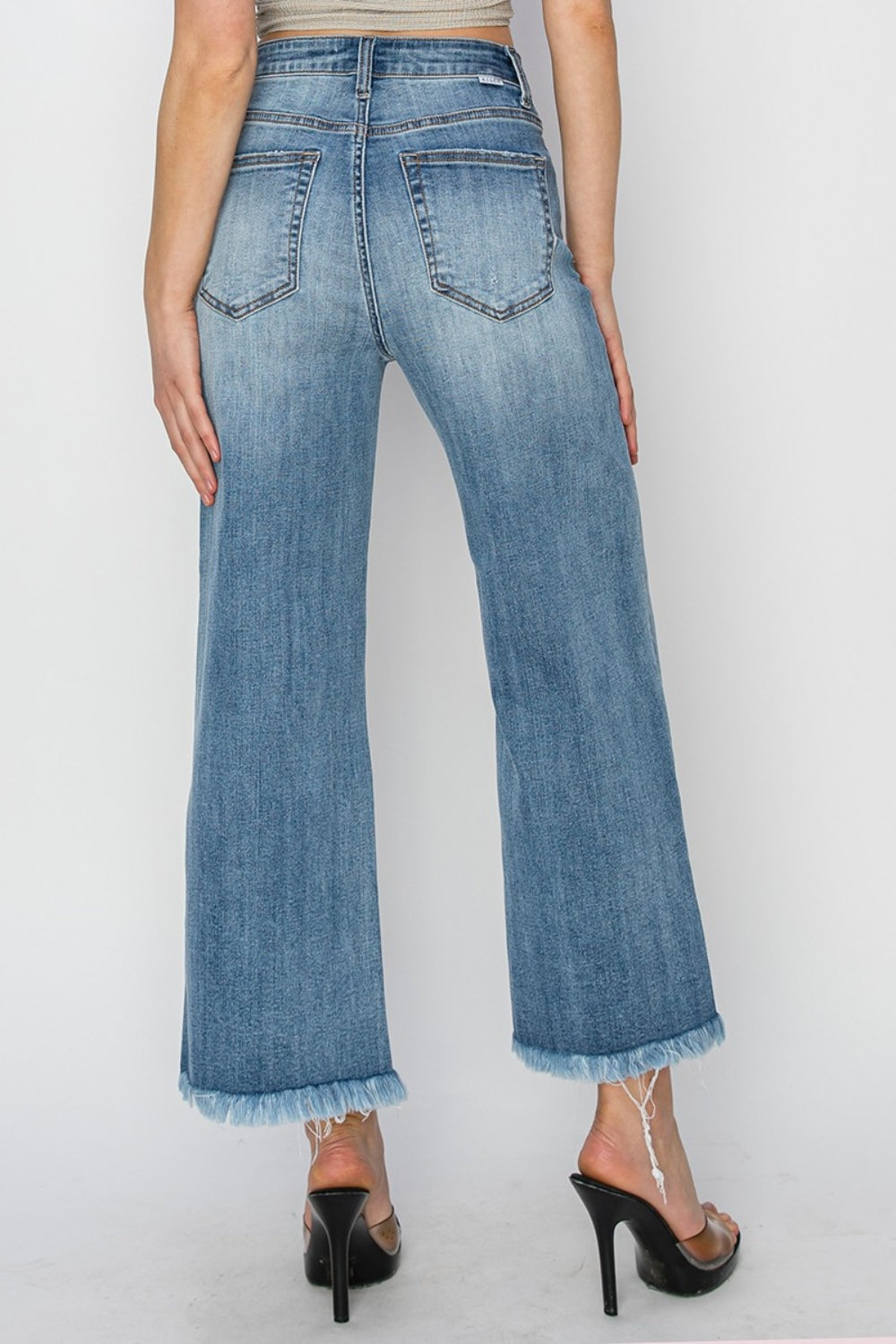 RISEN Raw Hem Cropped Wide Leg Jeans 2a6e3d46-ed3e-4059-a071-4a79d7916ec6-Max Trendsi