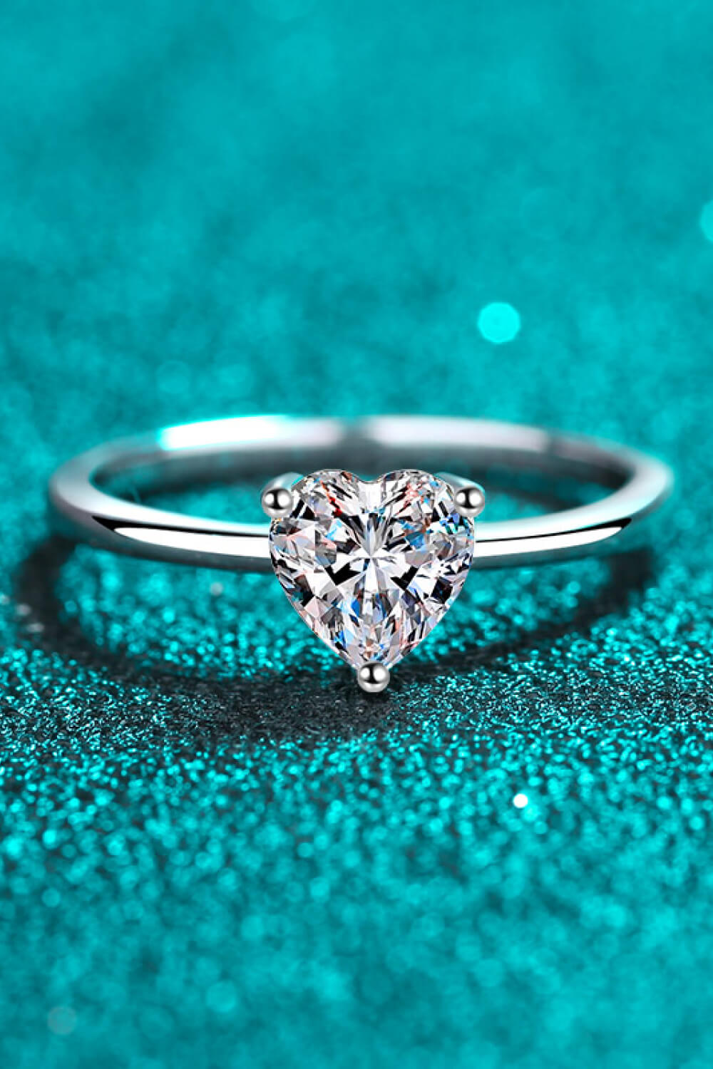 925 Sterling Silver Heart-Shaped Moissanite Solitaire Ring Silver 2d02924ab90f407682918368f3a8d8e1-Max Trendsi