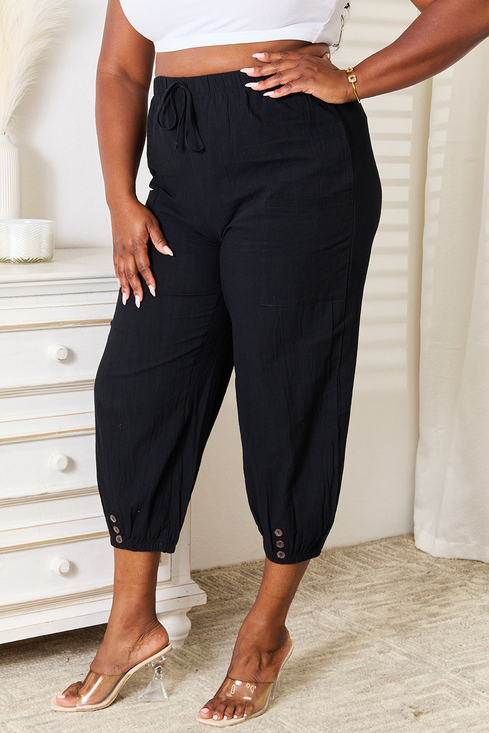 Shiny Decorative Button Cropped Pants 2dade945e4354437ab114ccce490b982-Max Trendsi