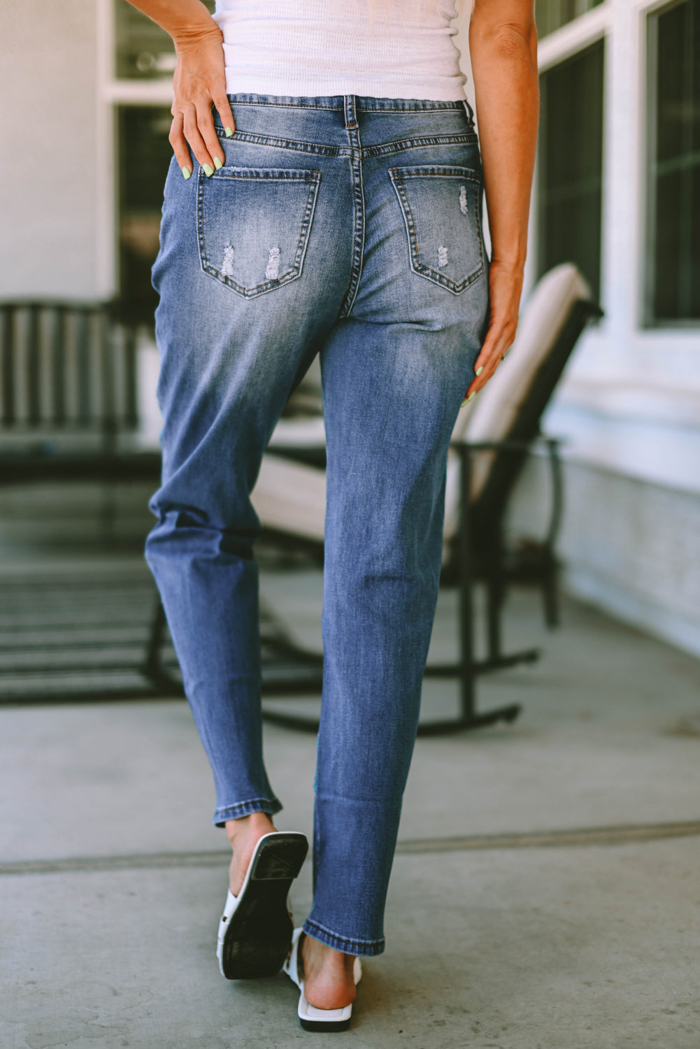 Santa Graphic Distressed Straight Jeans 2f14b03e-3d83-44a6-9230-39a695d0963e-Max Trendsi