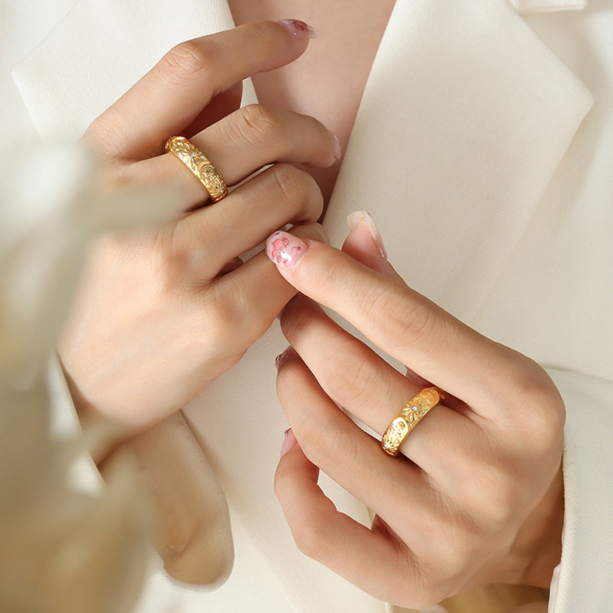 Titanium Steel Inlaid Zircon Embossed Ring Gold 2f54530d-a18b-4c06-834a-446de4d2574a-Max Trendsi