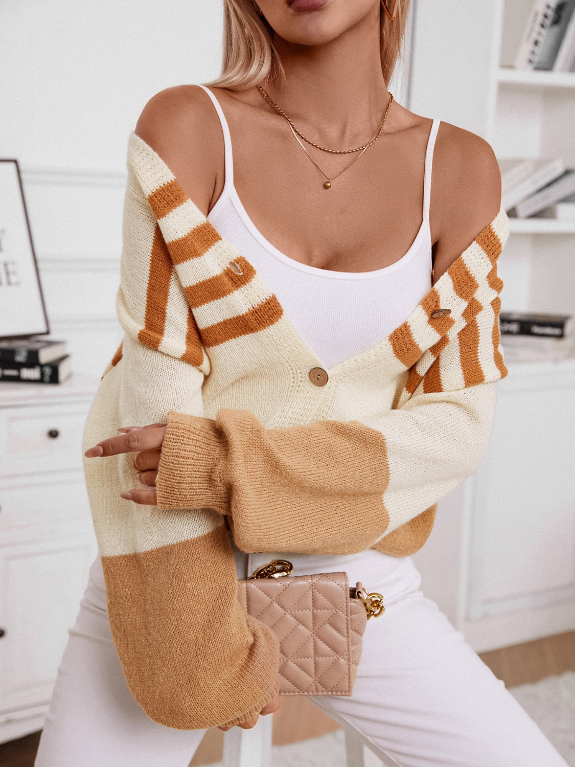 Color Block V-Neck Button Down Long Sleeve Cardigan 2fa6cca7-d439-40e7-a24f-1d7f4f6bf01d-Max Glownestbest