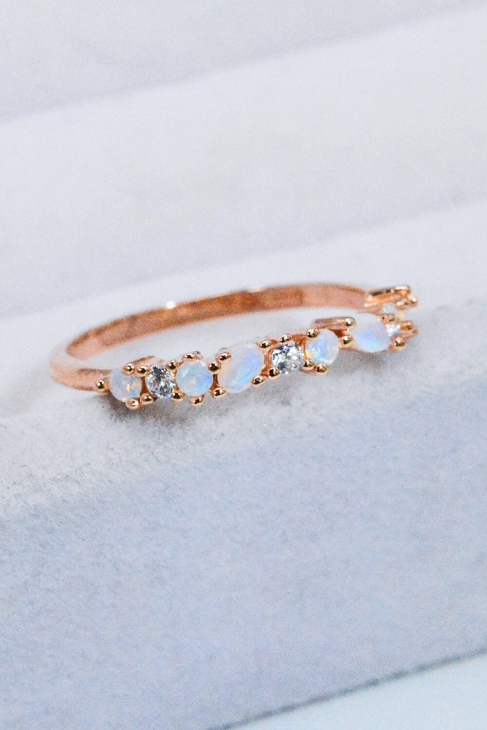 Moonstone and Zircon Decor Ring Moonstone Rose Gold 30228711502749a1aa320549e8e1c70f-Max Trendsi