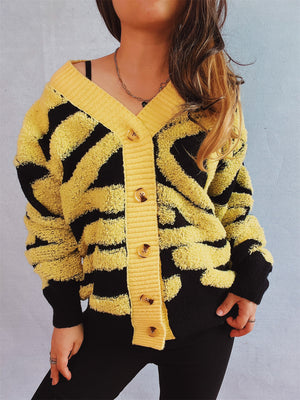 Contrast Button Up Long Sleeve Cardigan 3193c03d-ee41-482f-be3a-e93641d72323-Max Glownestbest