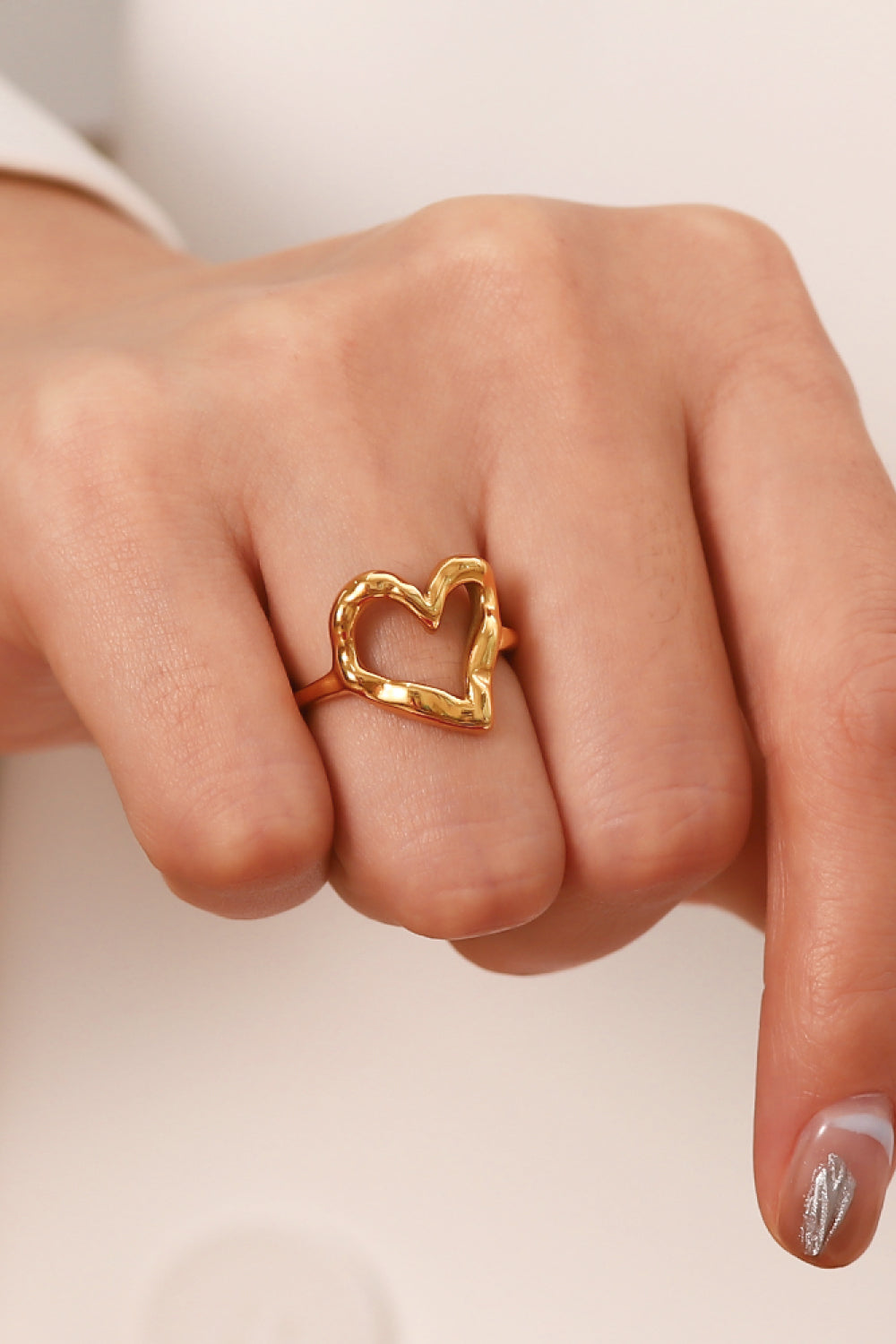 18K Gold Plated Heart-Shaped Ring Gold 3209a0cebc604fc6af35b9e0e512f50a-Max Trendsi