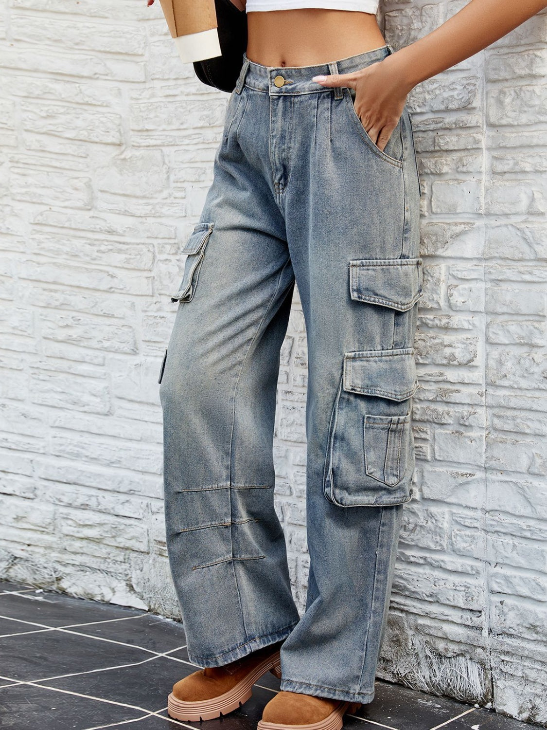 Washed Jeans with Pockets 33409397-c1c2-47a5-889d-46c8a3a517d1-Max Trendsi