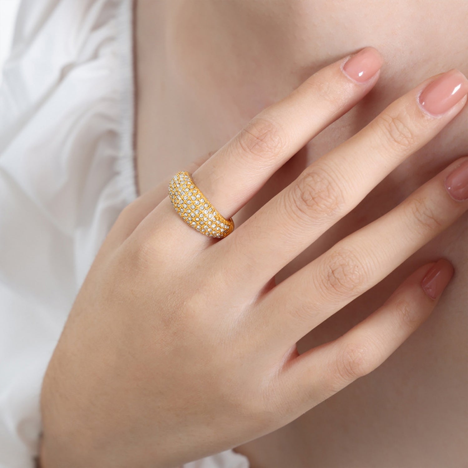 Czech Diamond Titanium Steel Ring Gold 34c3b8ae06844d54a87f4278f03e35a7-Max Trendsi