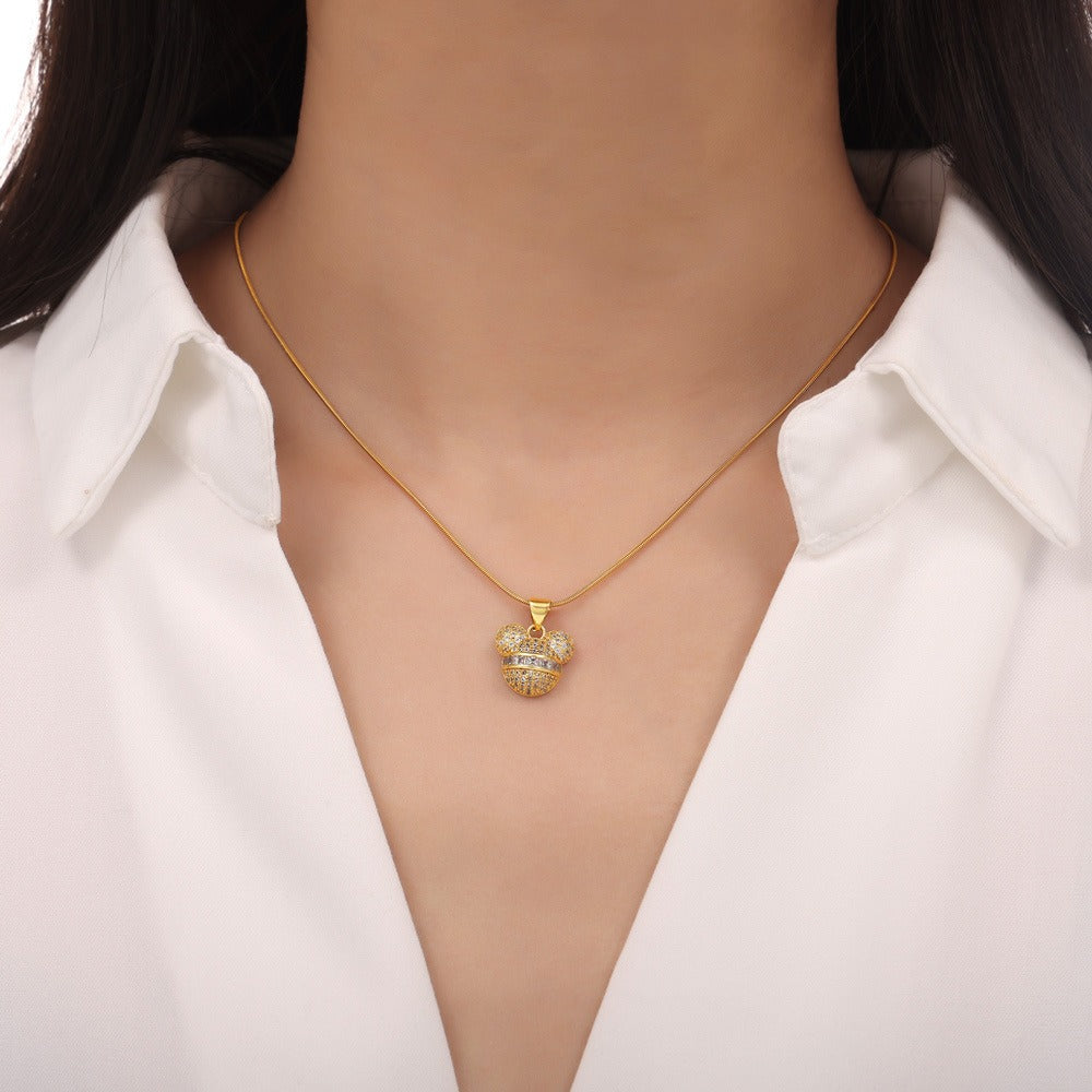 18K gold exquisite dazzling cartoon bear diamond design light luxury style pendant necklace 3a07d2a5-7727-405a-873f-0d34a90024ca Artshiney