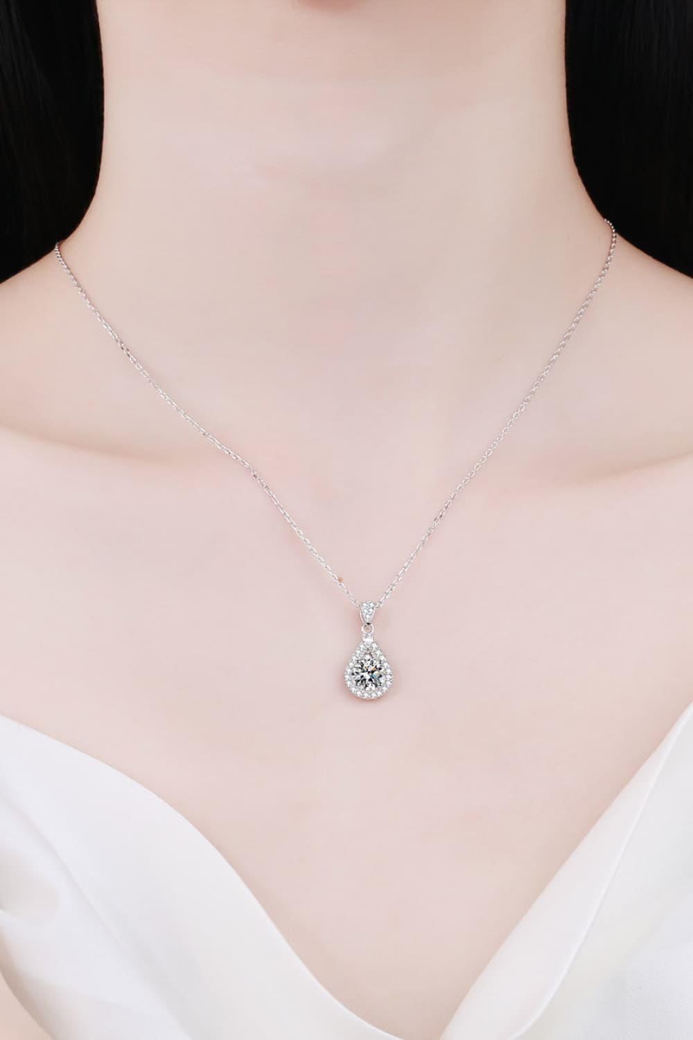 2 Carat Moissanite Teardrop Pendant 925 Sterling Silver Necklace 3af4c7f1c7194ba584bfe99ed0aab896-Max Trendsi