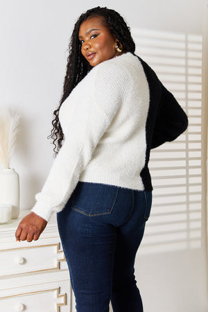 Angel Wings Woven Right Contrast Button-Front V-Neck Cardigan 3b2b5f7d430b4e5f84c404c9b164199b-Max Glownestbest