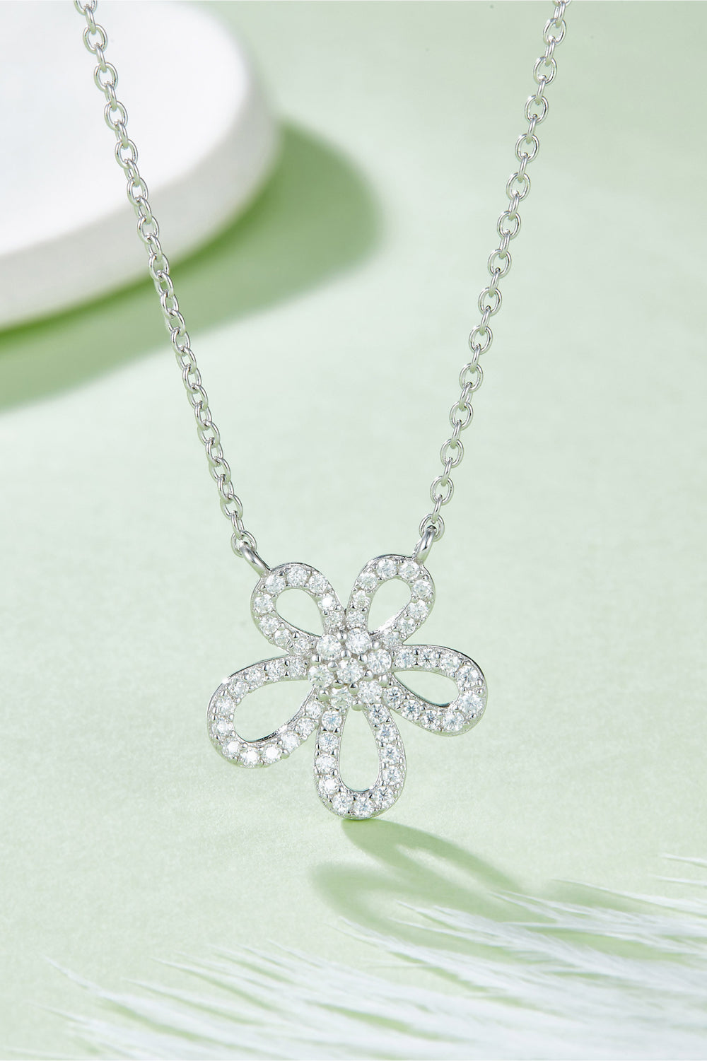 Moissanite Flower Pendant 925 Sterling Silver Necklace Silver One Size 3b301515e9e14a138de389da464647ef-Max Trendsi