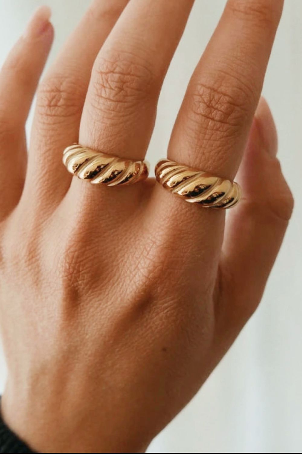 Gold Twisted Ring 3fe5e585da0146f9bedf024d882b2795-Max Trendsi