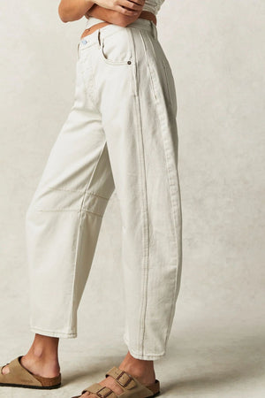 Wide Leg Jeans with Pockets 43573a99-b40b-46ca-b39c-e29ff217794f-Max Trendsi