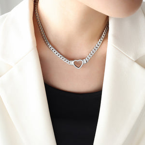 18K Gold Exquisite Hollow Heart Design Versatile Necklace 45aa093d-5336-4596-b9a4-fc2b150472a4 Artshiney