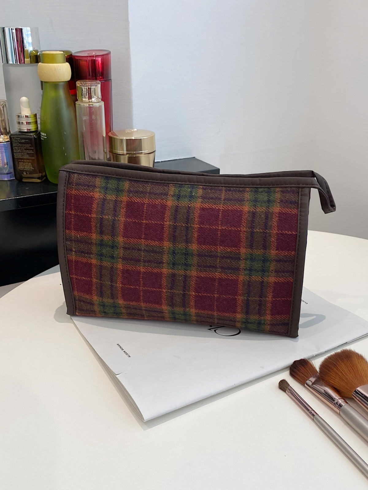 Contrast Plaid Clutch with Zipper 47194644-3742-4f7f-ad6e-b7a47afb4795-Max Trendsi