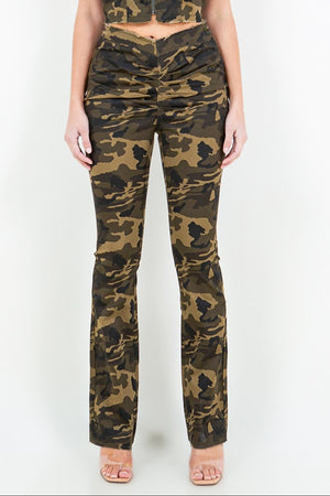 American Bazi V-Cut Ruched Camo Flare Pants 491673c1-6263-4611-827c-51d597c37825-Max Trendsi